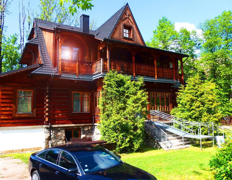 Hôtel Lipowy Dwor à Zakopane Extérieur photo