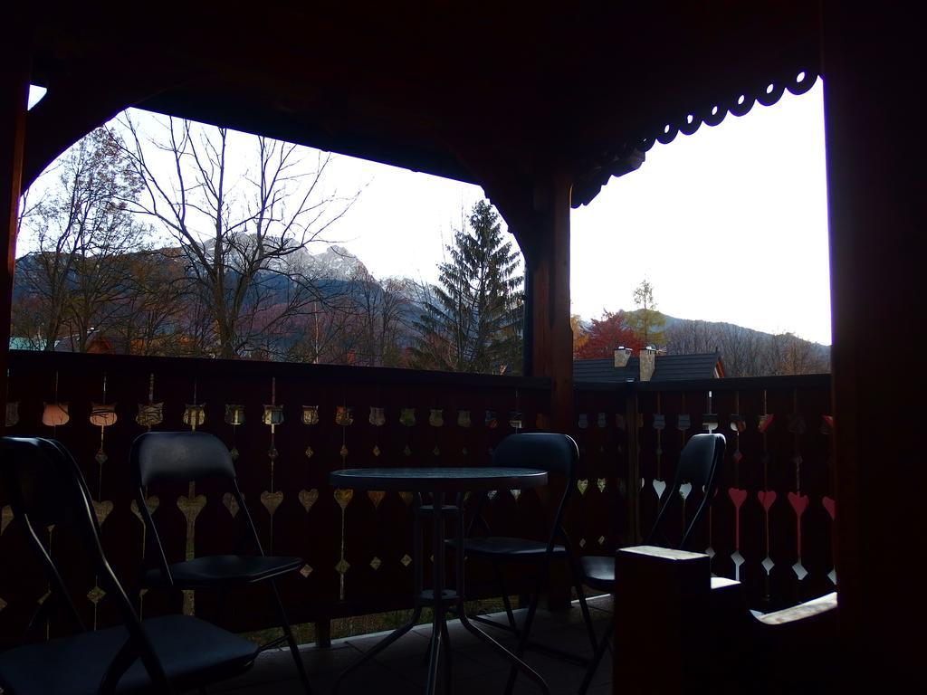 Hôtel Lipowy Dwor à Zakopane Extérieur photo