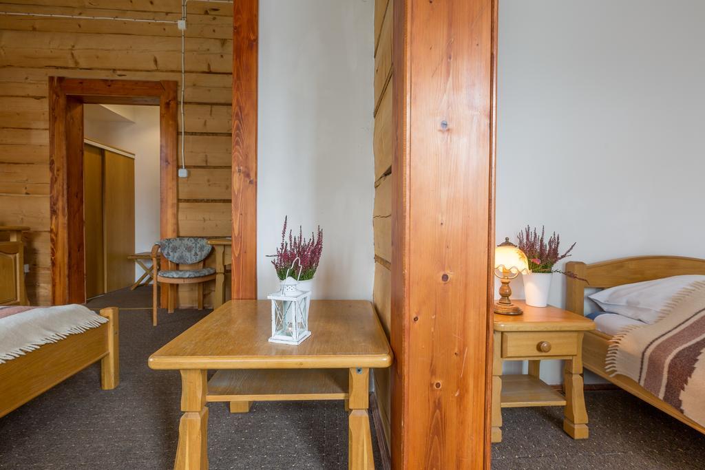 Hôtel Lipowy Dwor à Zakopane Extérieur photo