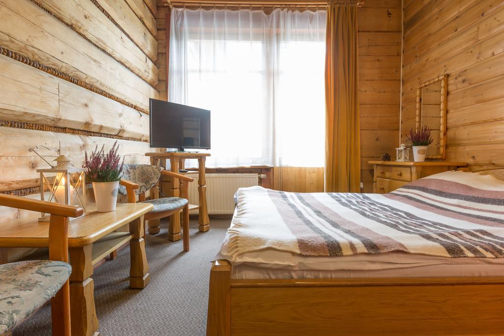 Hôtel Lipowy Dwor à Zakopane Extérieur photo