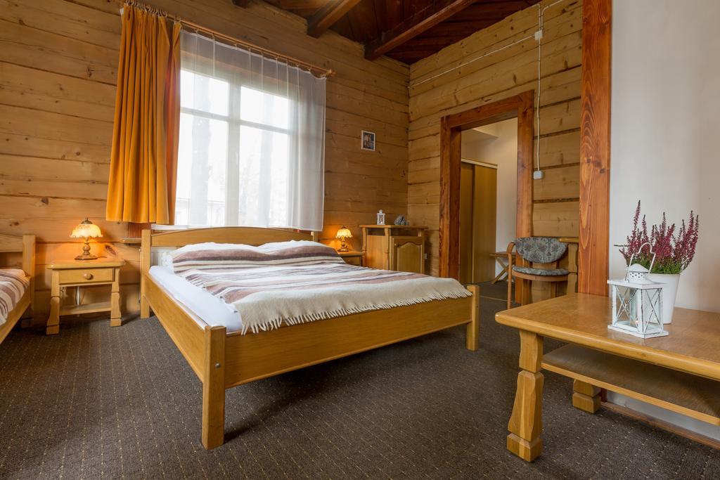 Hôtel Lipowy Dwor à Zakopane Extérieur photo